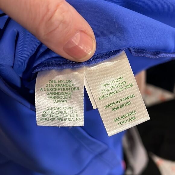 Girls Lilly Pulitzer swim Rashguard - Picture 8 of 9